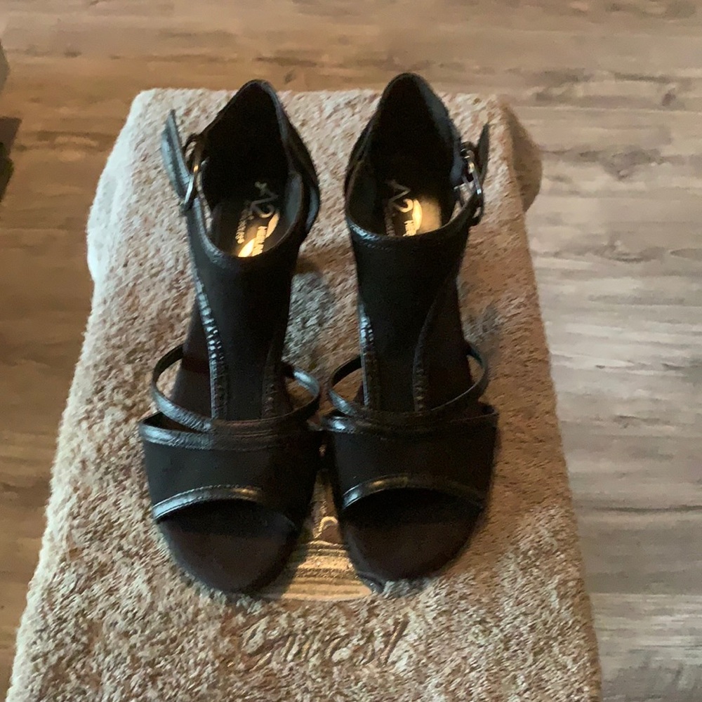 Aerosoles sandals